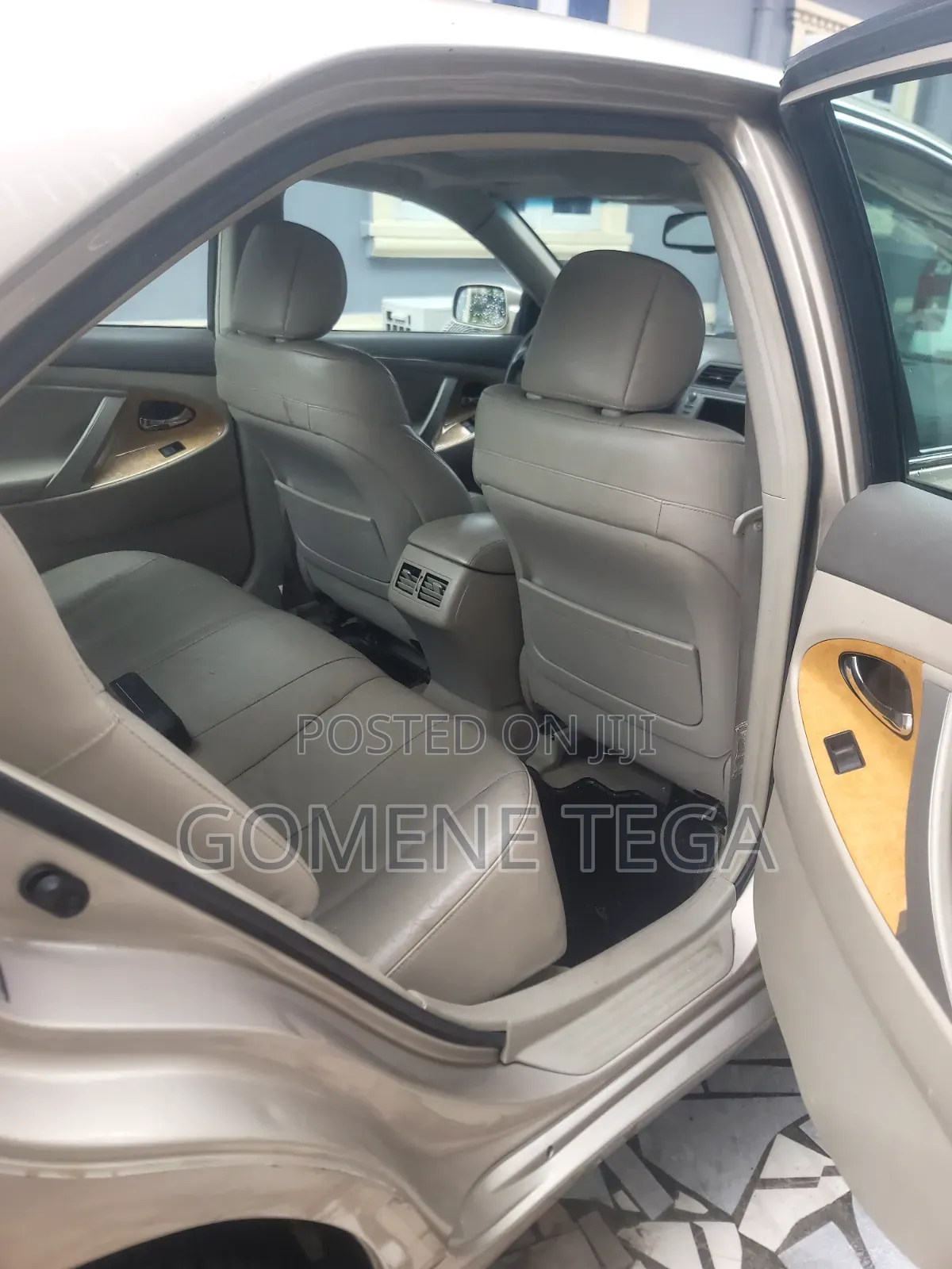 Toyota Camry 2008 Gold