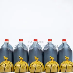 1 Mudu of Chebe Powder and 1 Liter Karkar Oil