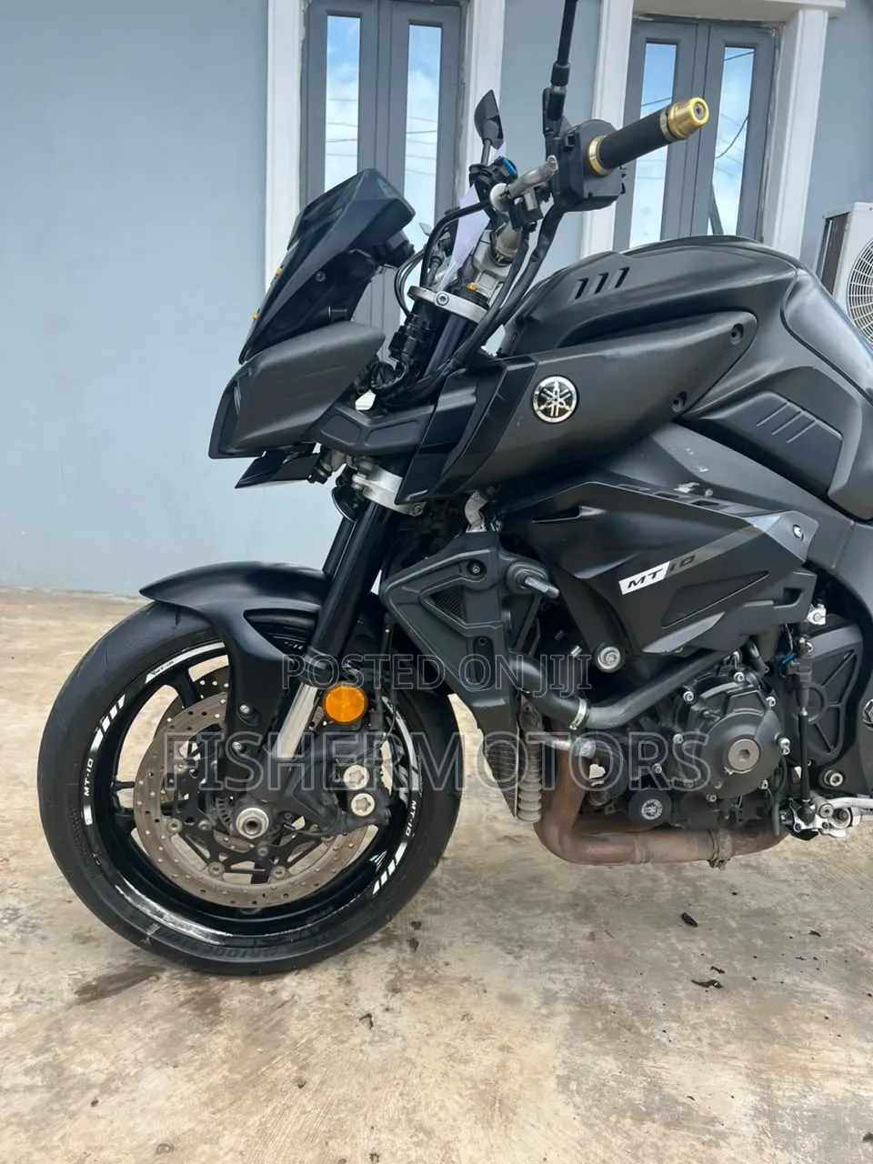 Yamaha 2020 Black