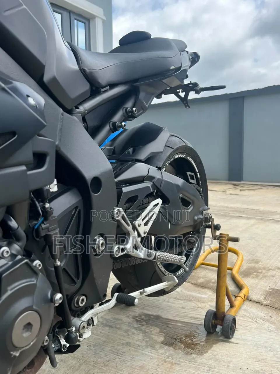 Yamaha 2020 Black