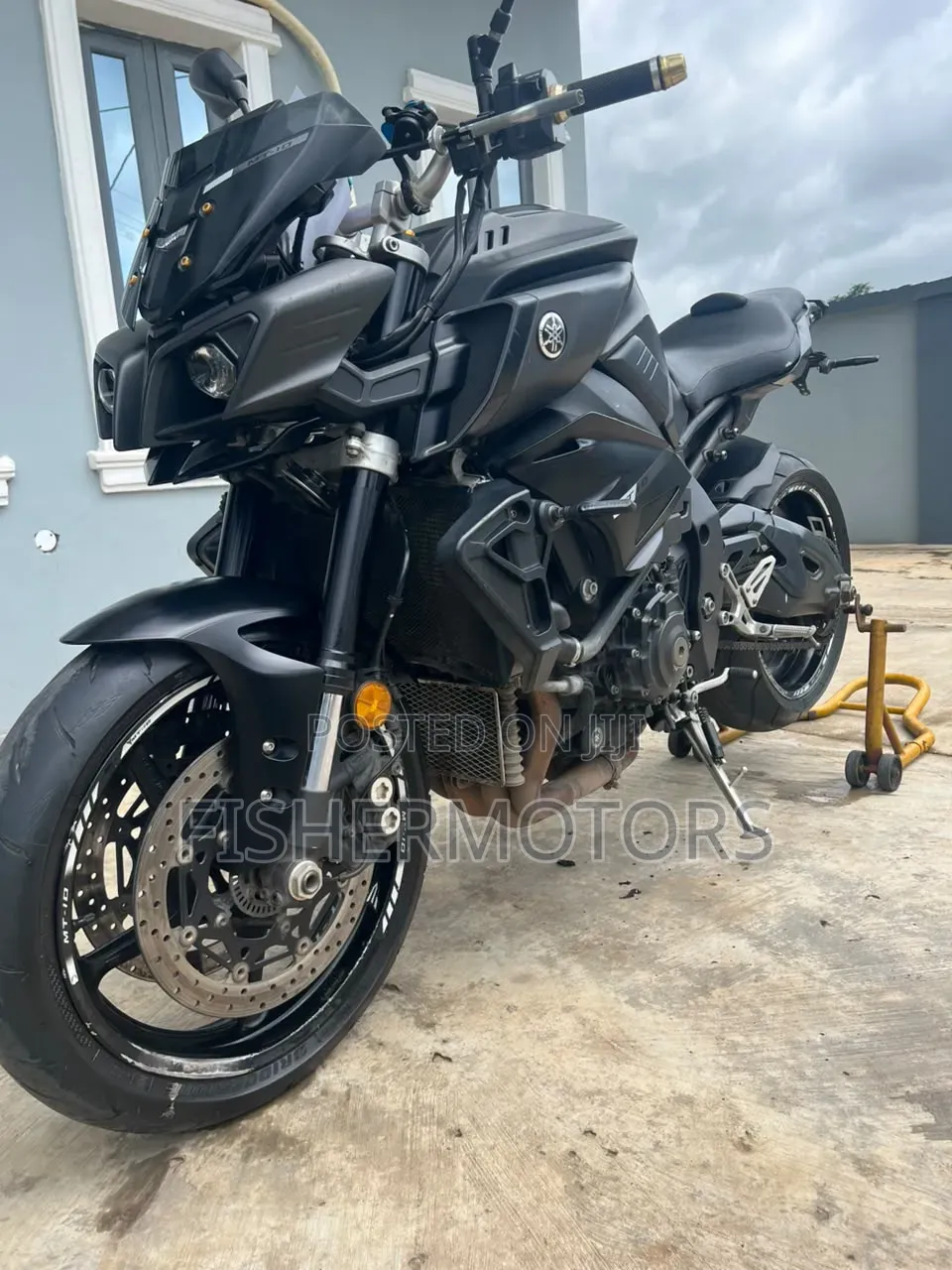 Yamaha 2020 Black