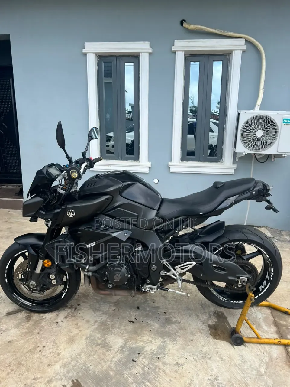 Yamaha 2020 Black