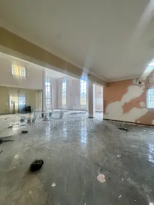 8bdrm Duplex in Abacha Road, GRA Phase 3 / Port-Harcourt for rent