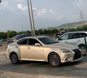 Lexus IS 2007 Gold