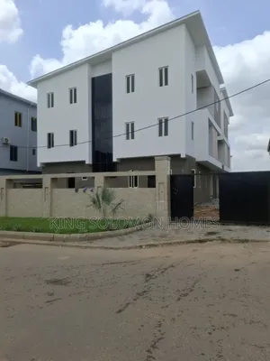 6bdrm Duplex in Jahi for sale