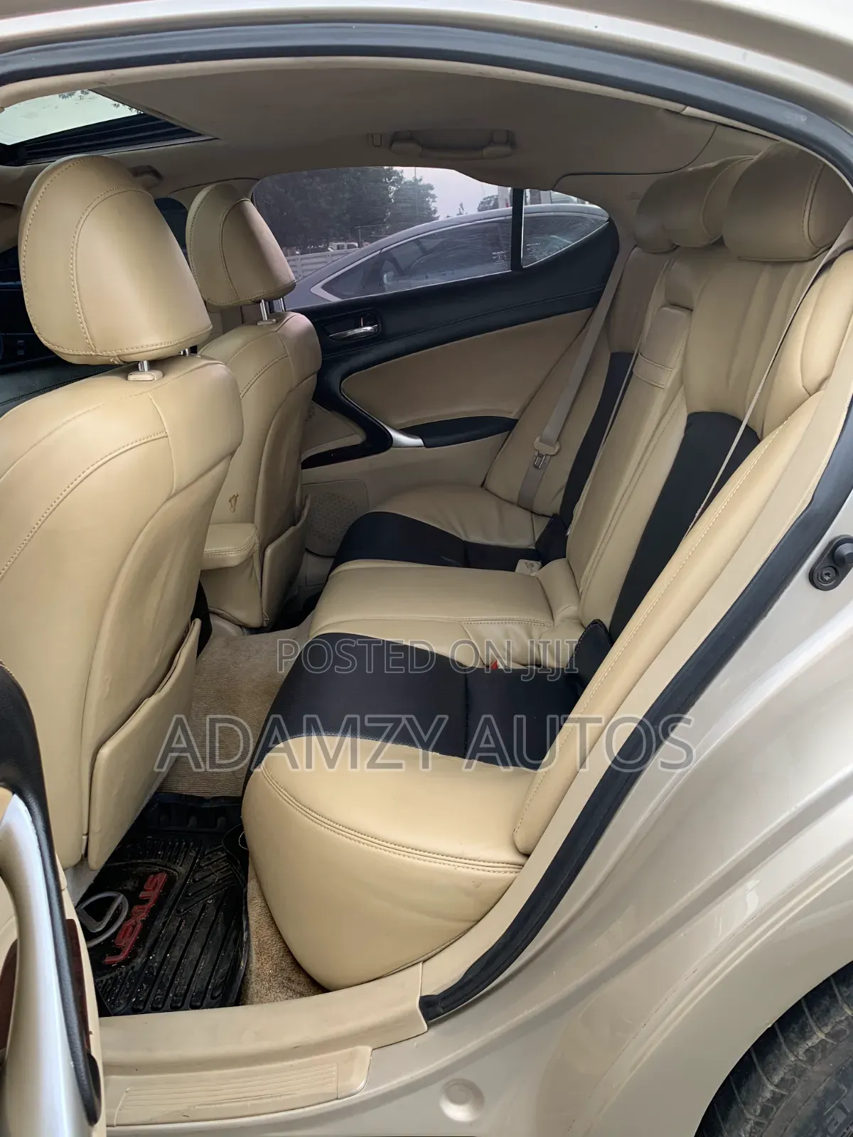 Lexus IS 2007 Gold