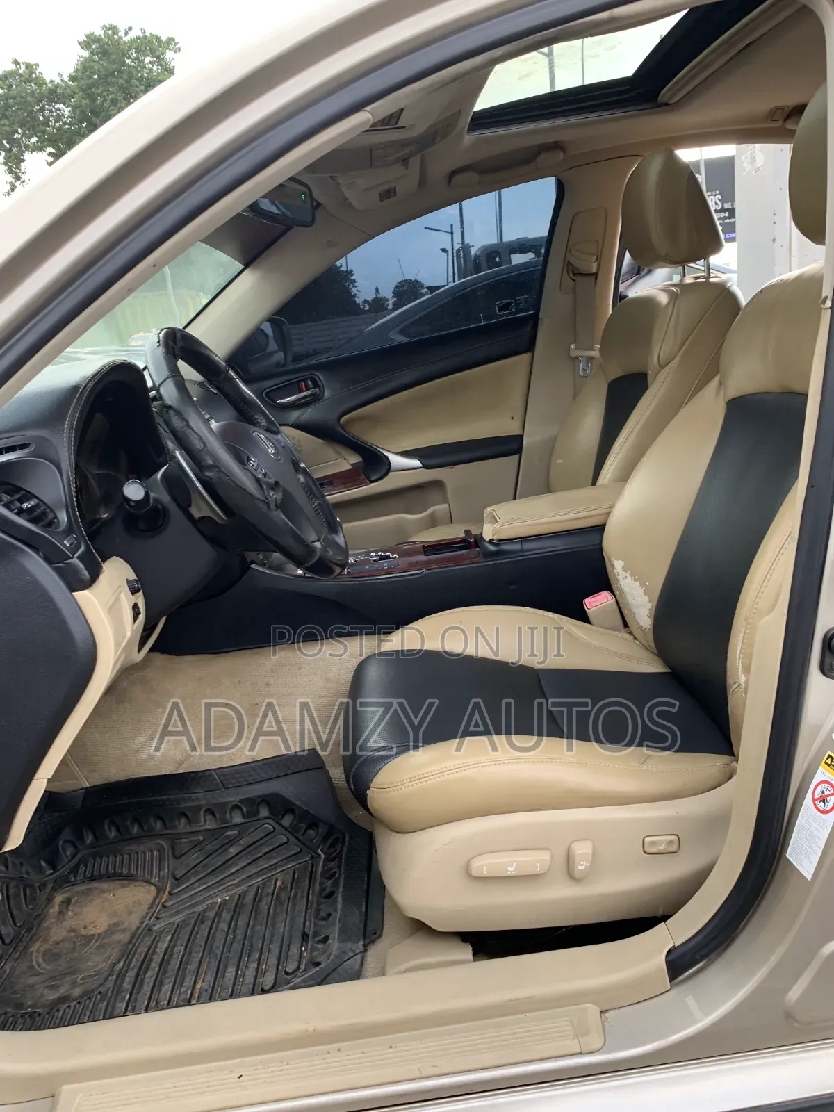 Lexus IS 2007 Gold