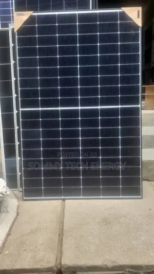 450watts Halfcut Panel Non Biaficial