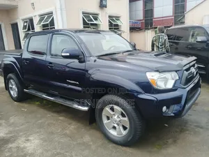 Toyota Tacoma 2015 Blue