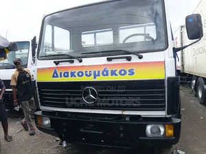 Mercedes Benz 814 Pick Up