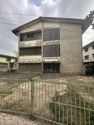 12bdrm Block of Flats in Oke Ado for sale