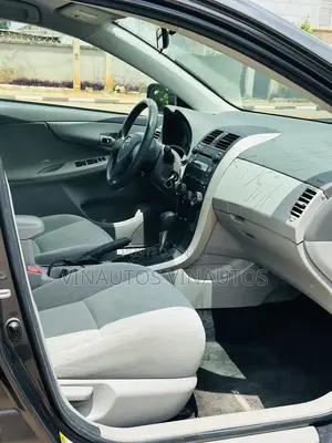 Toyota Corolla 2009 Gray