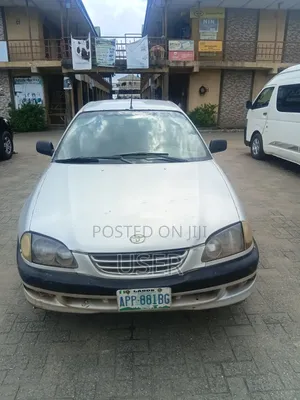 Toyota Avensis 2000 Silver