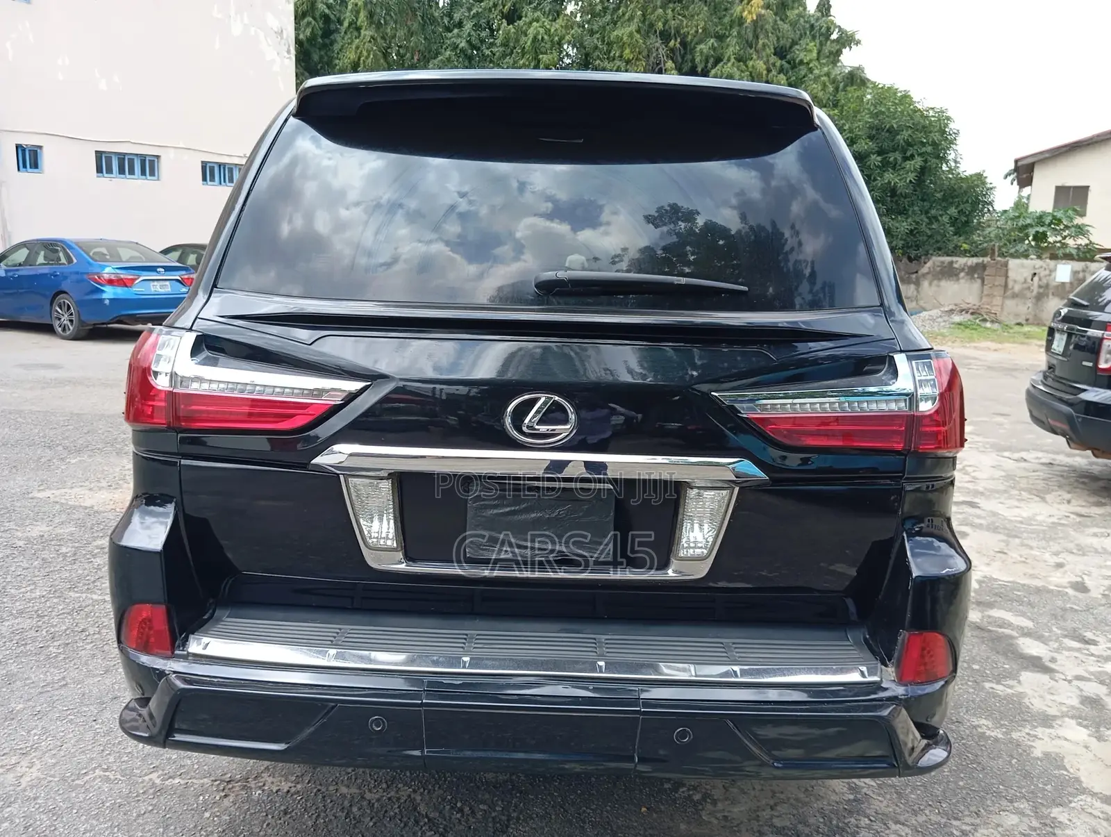Lexus LX 2011 Black