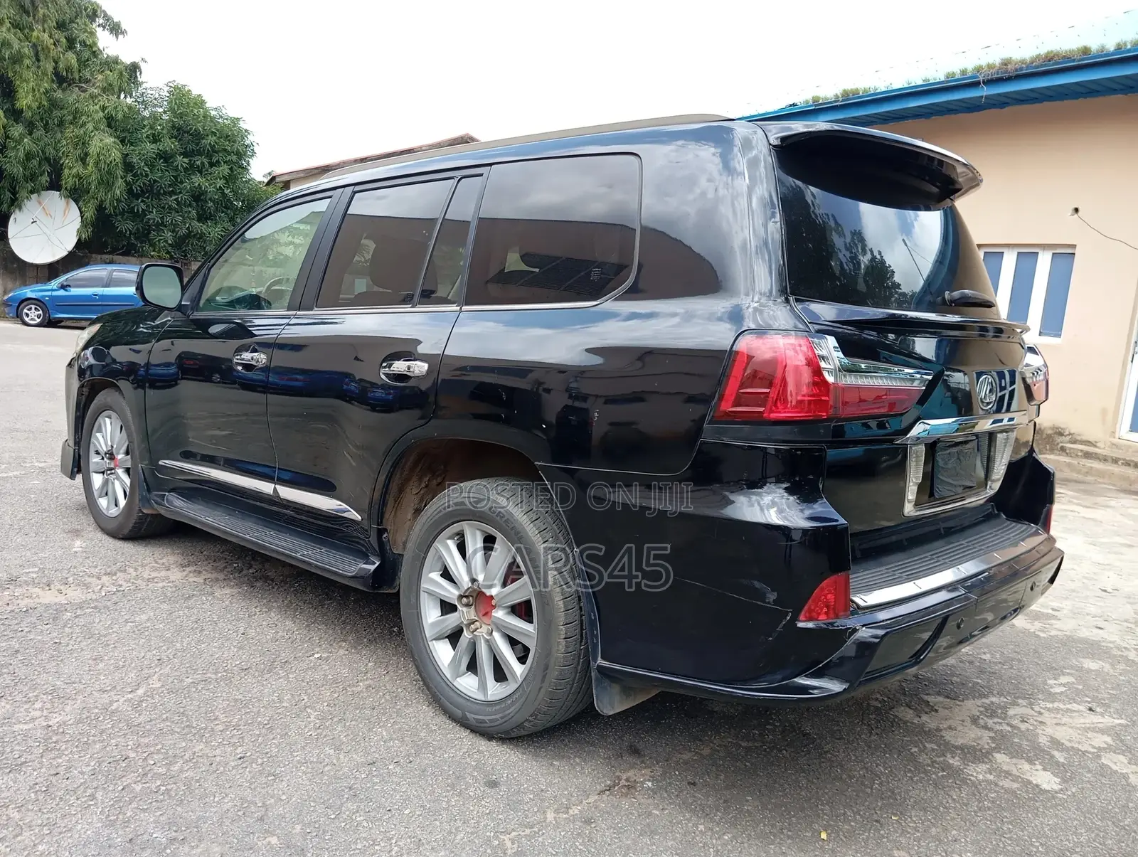 Lexus LX 2011 Black