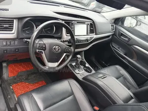 Toyota Highlander XLE 2019
