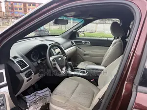Ford Explorer Limited 4dr FWD (2.0L 4cyl 6A) 2012 Red