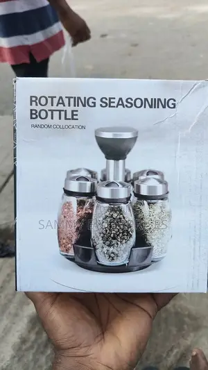 Round Spice Rack