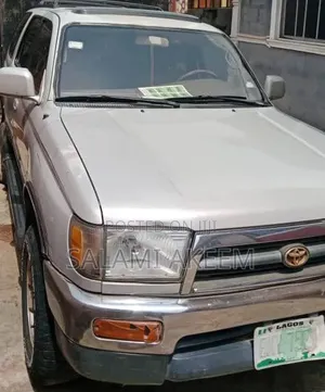 Toyota 4-Runner 1999 Silver