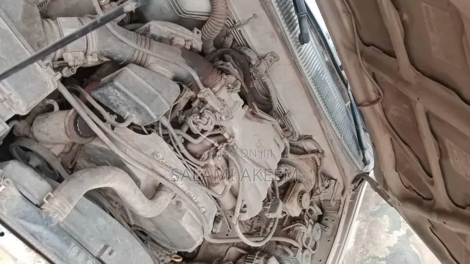 Toyota 4-Runner 1999 Silver
