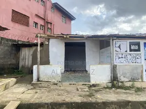 25 X 100 Half Plot Amikanle Ait