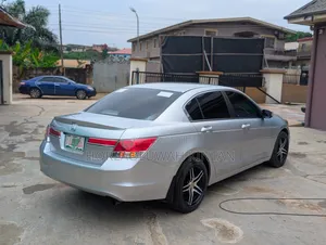 Honda Accord 2010 Silver