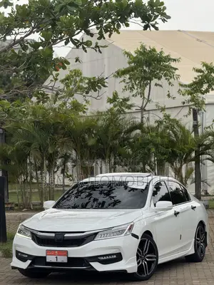 Honda Accord 2017 White