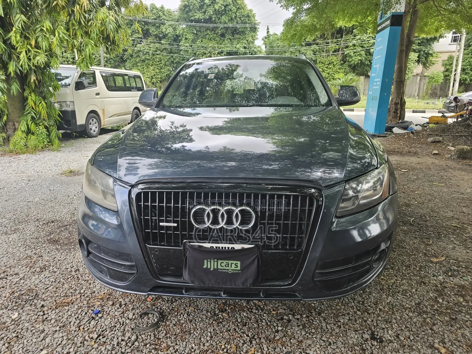 Audi Q5 2010 Blue