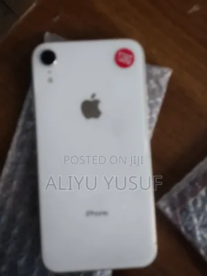 Apple iPhone XR 128 GB White