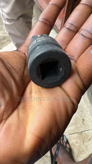 Socket Adopted 1/2"x3/4"