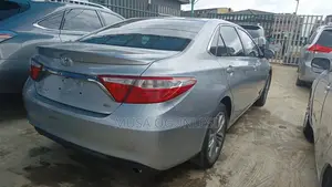Toyota Camry 2016 Silver
