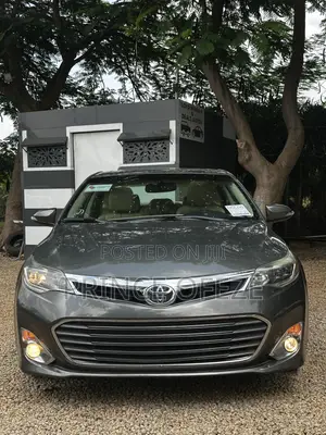 Toyota Avalon XLE Premium 4dr Sedan (3.5L 6cyl 6A) 2014 Green