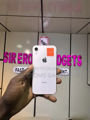 Apple iPhone XR 64 GB