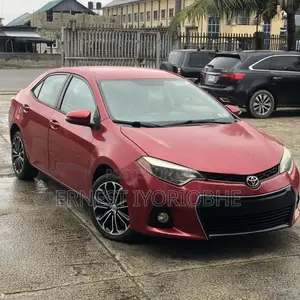 Toyota Corolla L 4dr Sedan (1.8L 4cyl 4A) 2015 Red