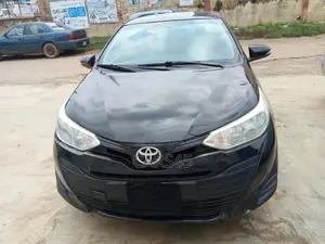 Toyota Yaris 2019 Black