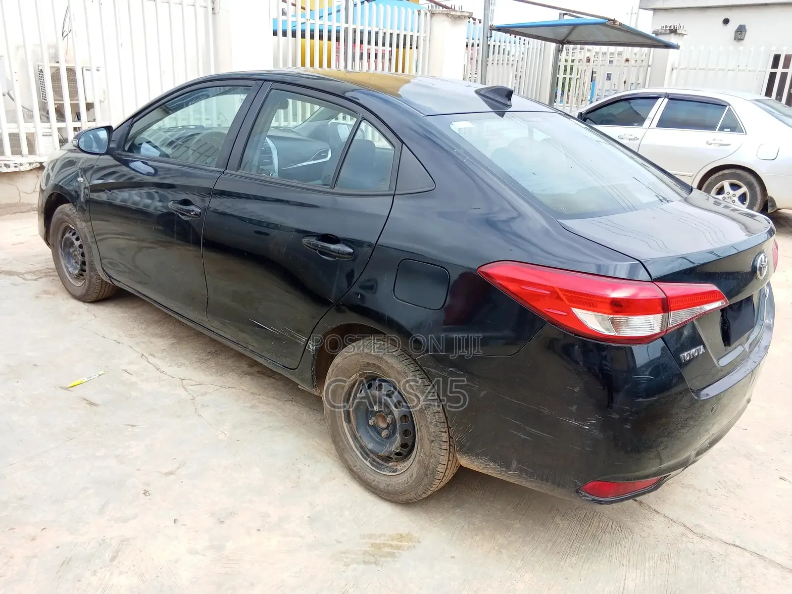 Toyota Yaris 2019 Black