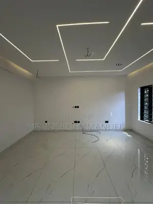3bdrm Apartment in Ikoyi for rent