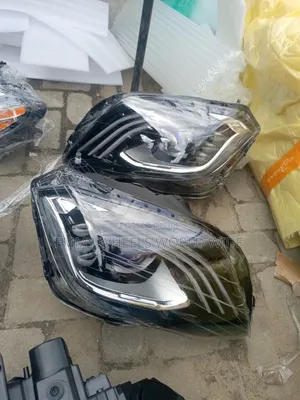 Mercedez Benz Maybach Head Lamp Full Option to Give Ur Ride Dat Look