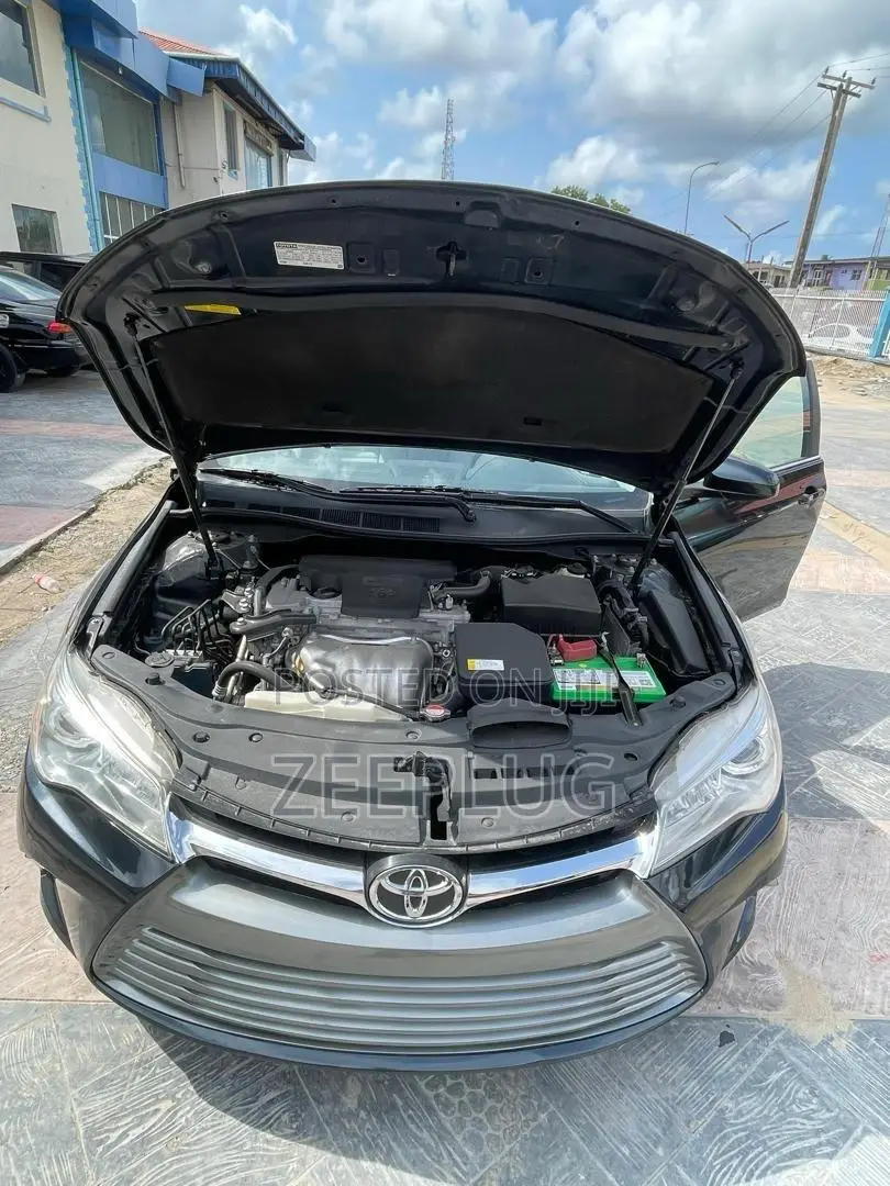 Toyota Camry 2016 Black