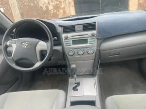 Toyota Camry 2009 Gray
