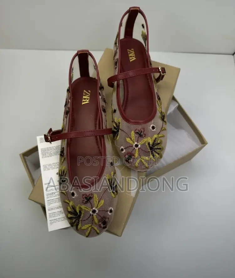 Flat Shoes 