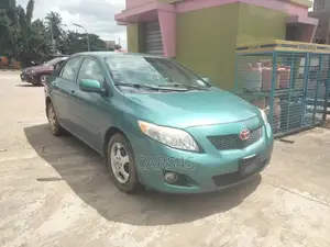 Toyota Corolla 2010 Blue