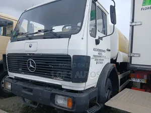 Mercedes Benz 1620 Gas Tanker
