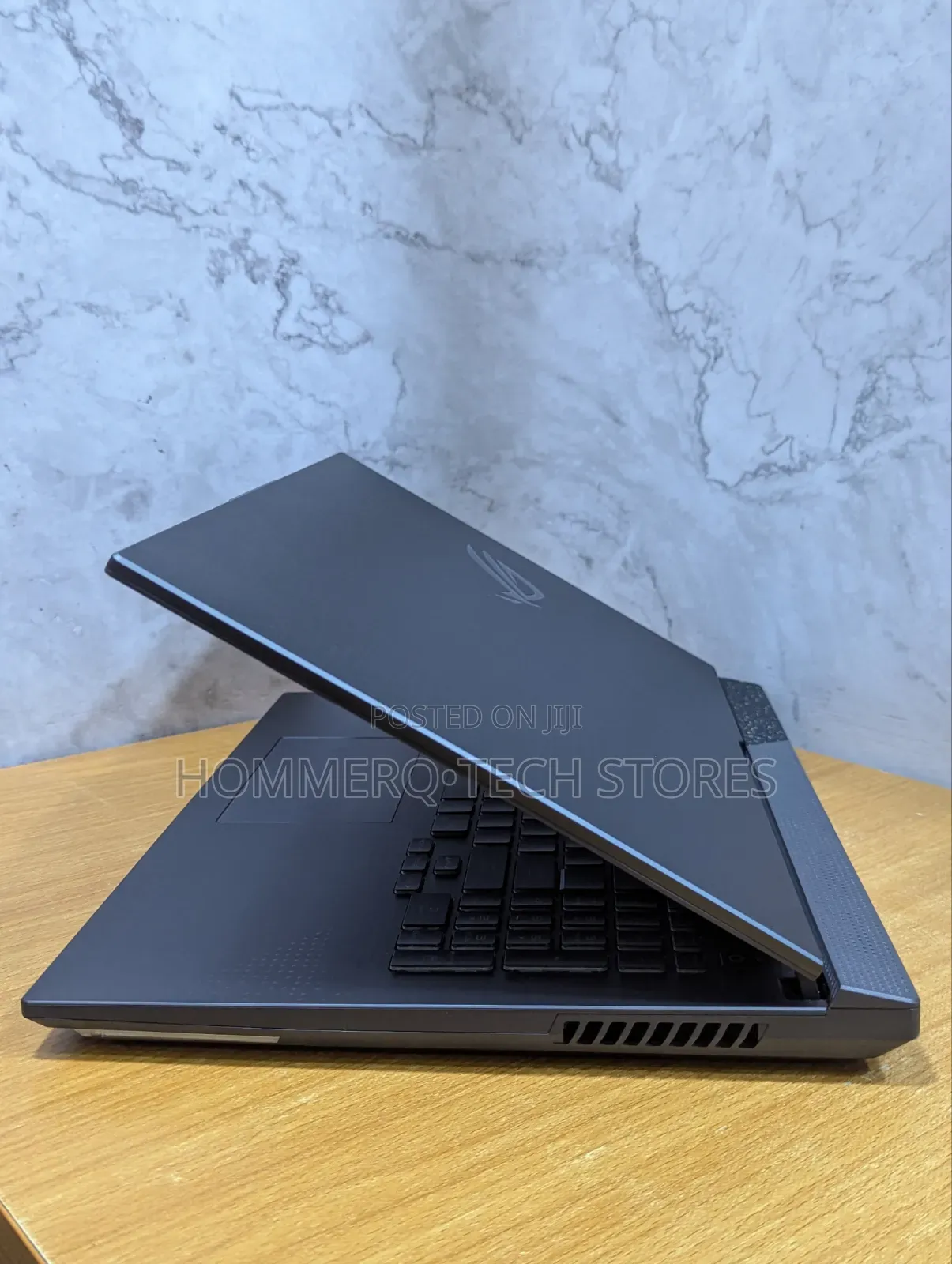Laptop Asus ROG Strix G17 16GB AMD Ryzen 9 SSD 1T