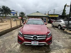 Mercedes-Benz GLC-Class 2018 Red