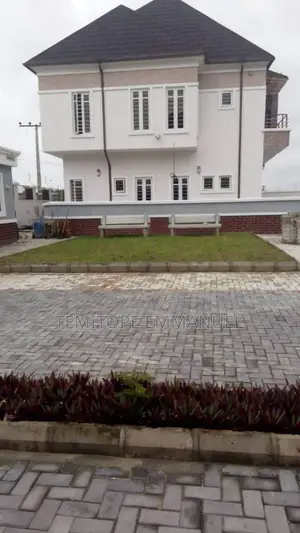 Furnished 4bdrm Duplex in Lekki for sale