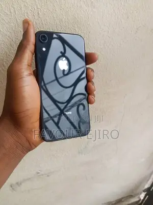 Apple iPhone XR 64 GB Black