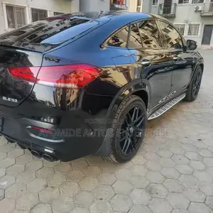Mercedes-Benz GLE-Class 2021 Black