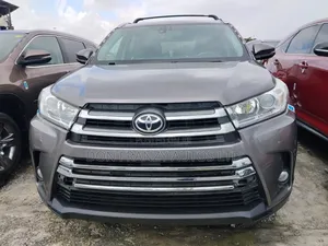 Toyota Highlander Limited Platinum V6 4x4 (3.5L 6cyl 6A) 2016 Gray
