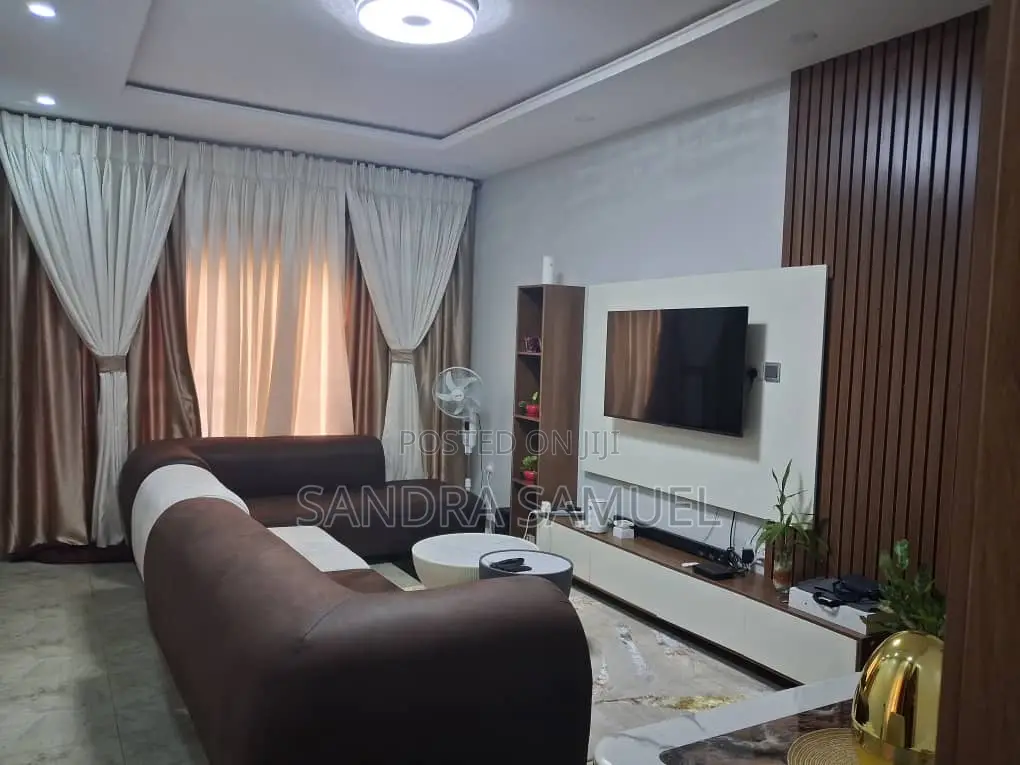 Service Apartment